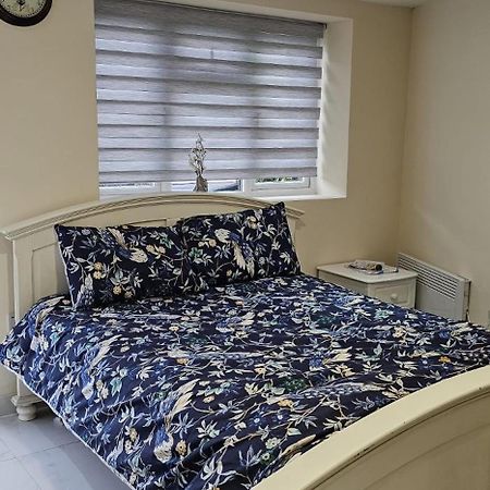 Cozy Studio Near To Tube Station Redbridge Ngoại thất bức ảnh